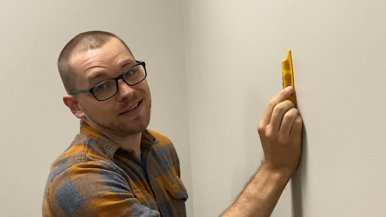 Using a Magnetic Stud Finder