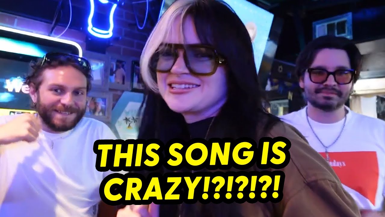 A viewer stream-sniped PeachJars and played a WILD song