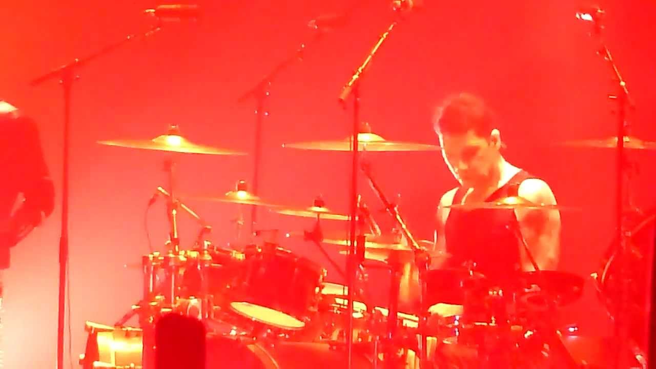 RAMMSTEIN - MEIN HERZ BRENNT (Schneider on the drums), 03.02.2012, Hannover, TUI-Arena