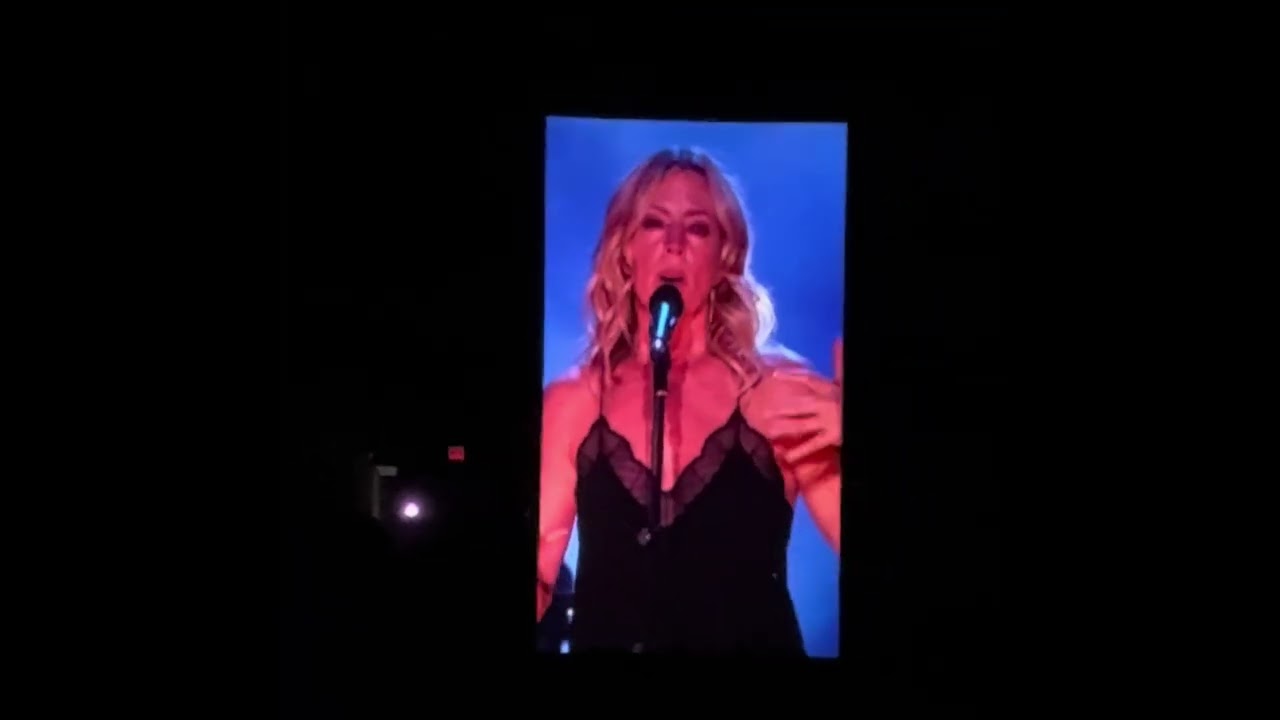 arah McLachlan, Winnipeg on October 22, 2025, at the Canada Life Centre