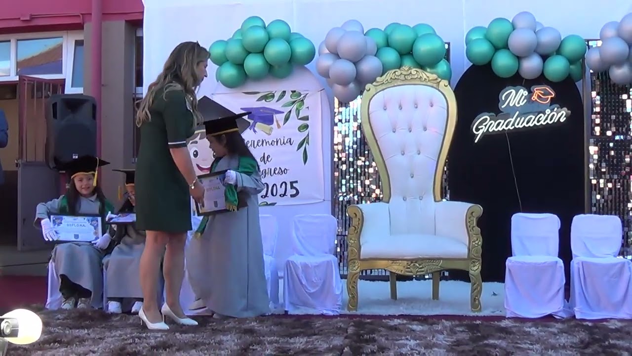 Licenciatura Kinder 2025. Escuela Isidora Goyenechea Gallo, Lota.
