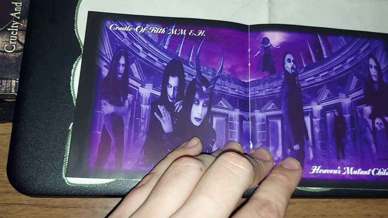 UNBOXING CD'S CRADLE OF FILTH