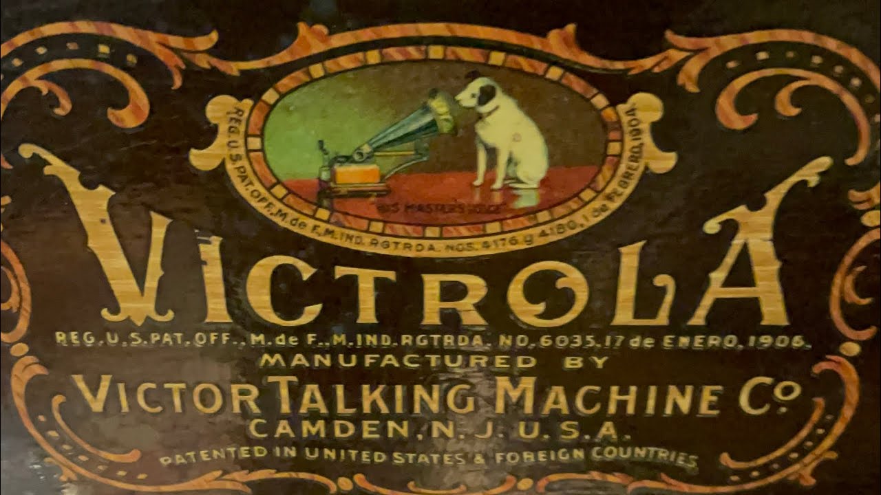 “Cotton Eyed Joe” on an antique Victor Victrola