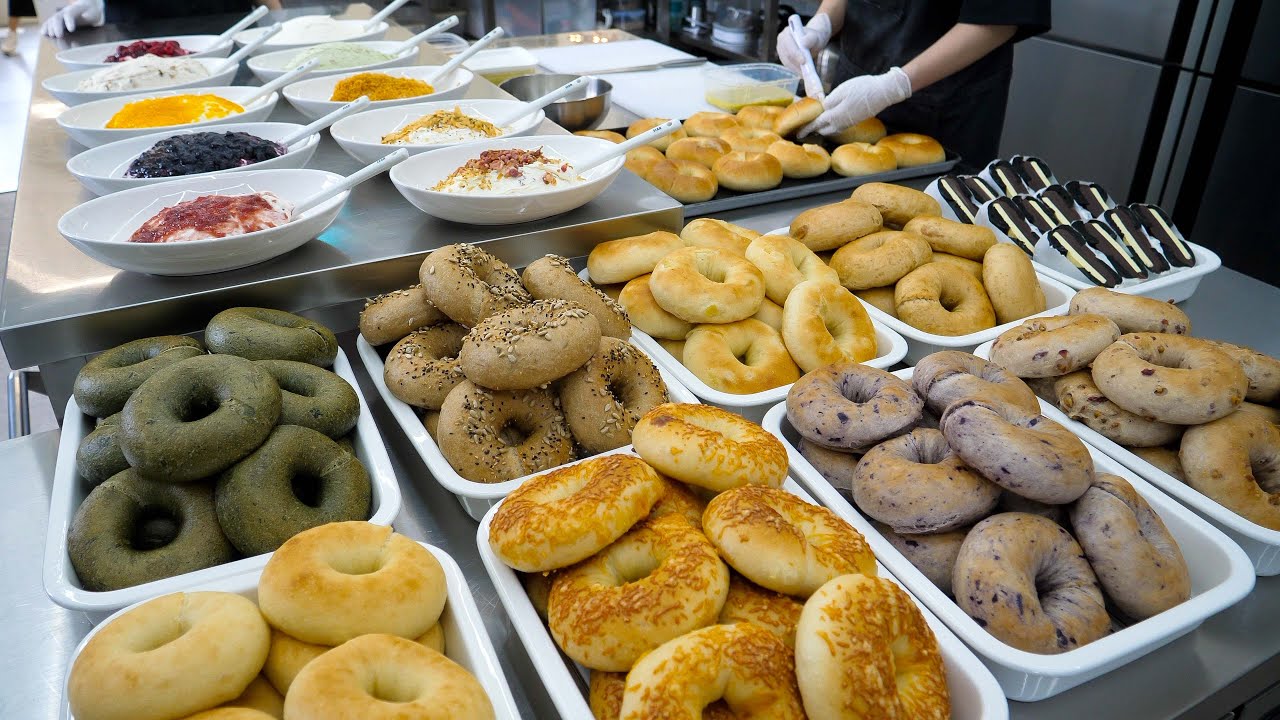 매일 완판! 정성 가득 10가지 맛 수제 베이글 & 크림치즈 10 types of bagel & cream cheese making - Korean street food