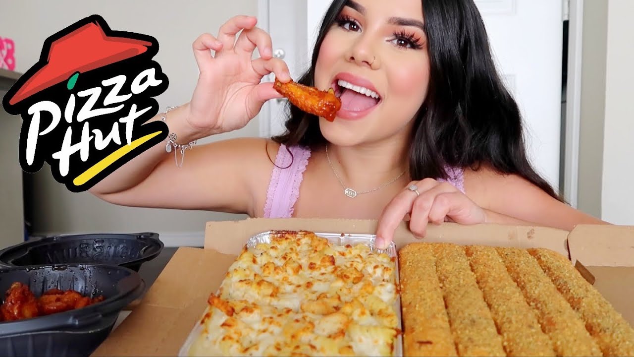 PIZZA HUT MUKBANG! CREAMY CHICKEN ALFREDO PASTA + WINGS !!