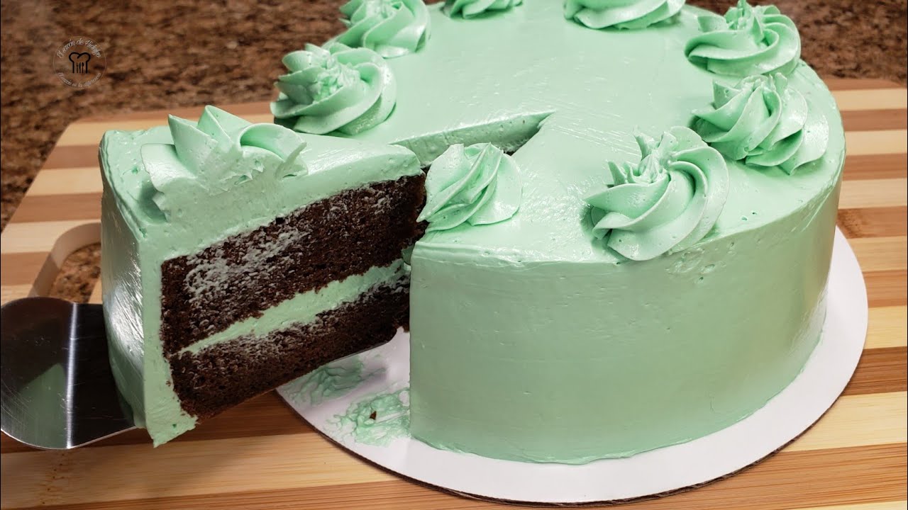 Pastel de chocolate con menta