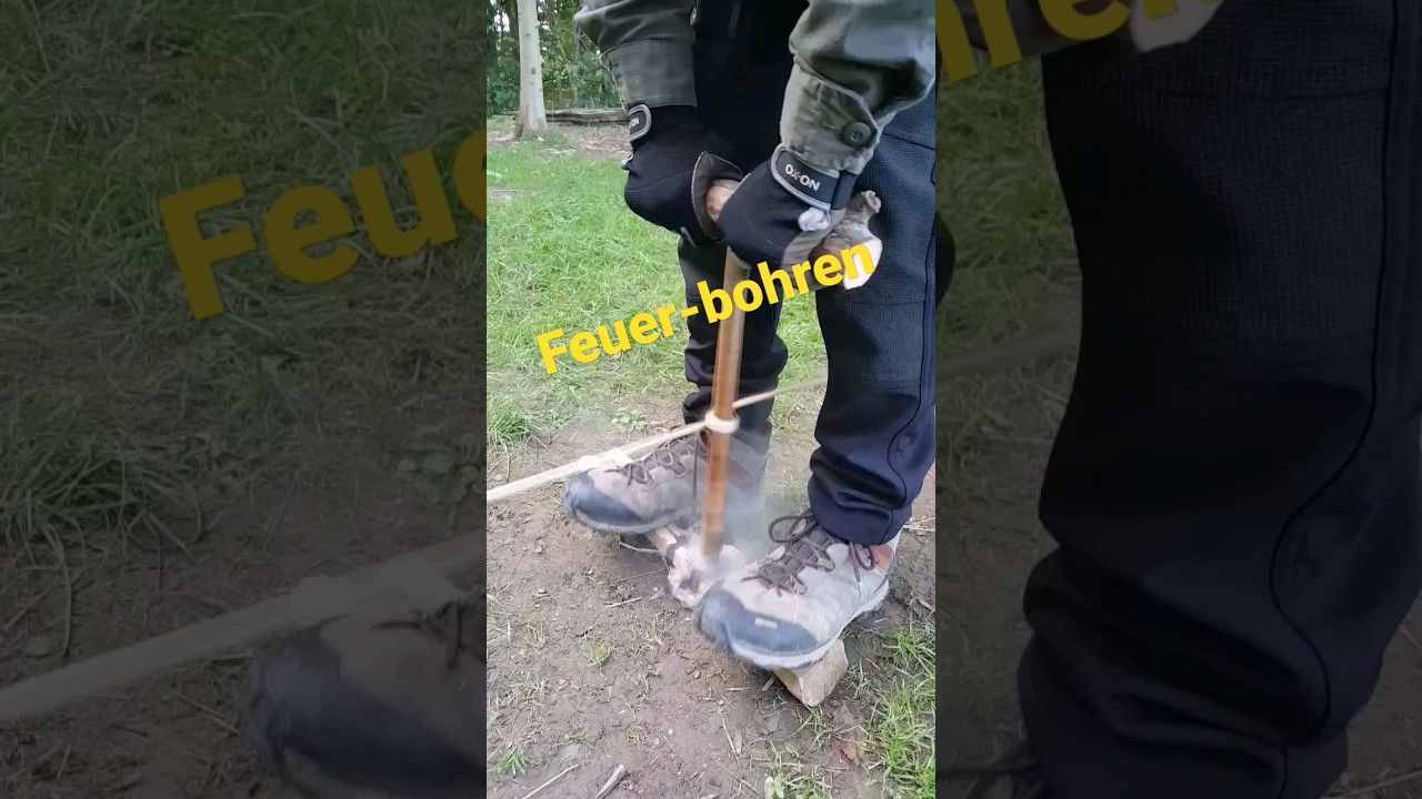 Feuerbohren im Team. 