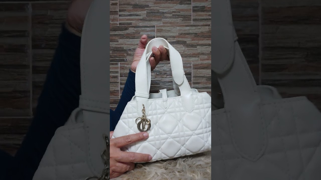 SOLD OUT - KOLEKSI TOP BRANDED 😍 Tas Preloved Cantik Edisi Holiday Season 🌲 #791