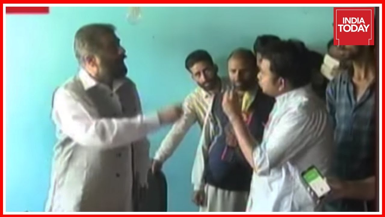 Hurriyat Asks All Members To Refrain From Talking To National Media