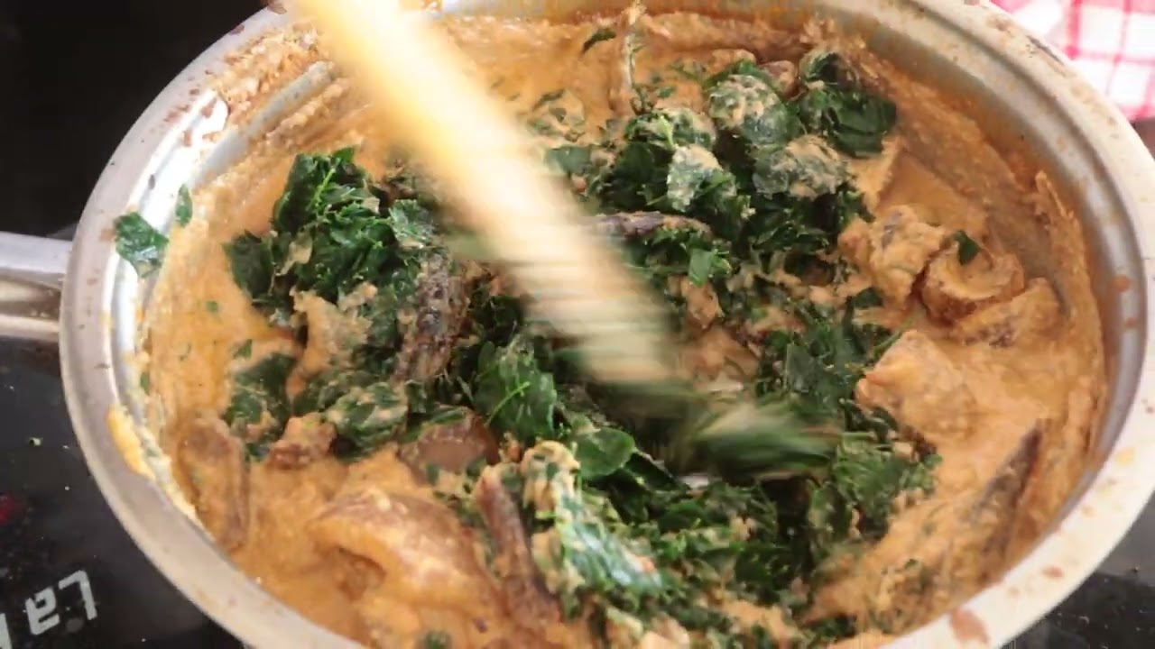 Sauce aux feuilles de Moringa