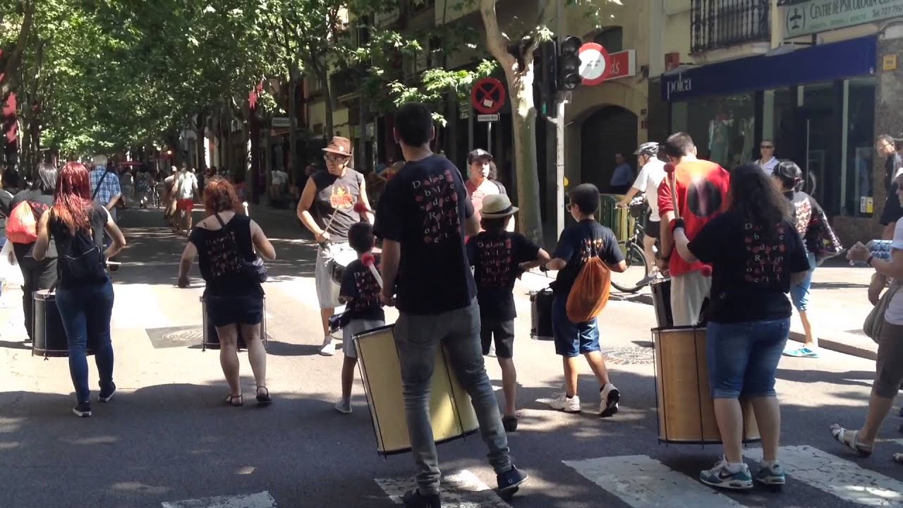 Diables de Ripollet a la Tabalada 30è aniversari Drac Antonot. Sabadell, 7 de juny de 2015.