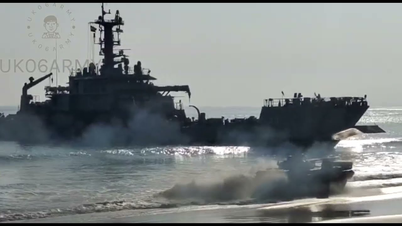 Indian Army vs Navy Training on Army Day 2023 🔥🇮🇳⚔️🪖 #indianarmy #indianarmyfans