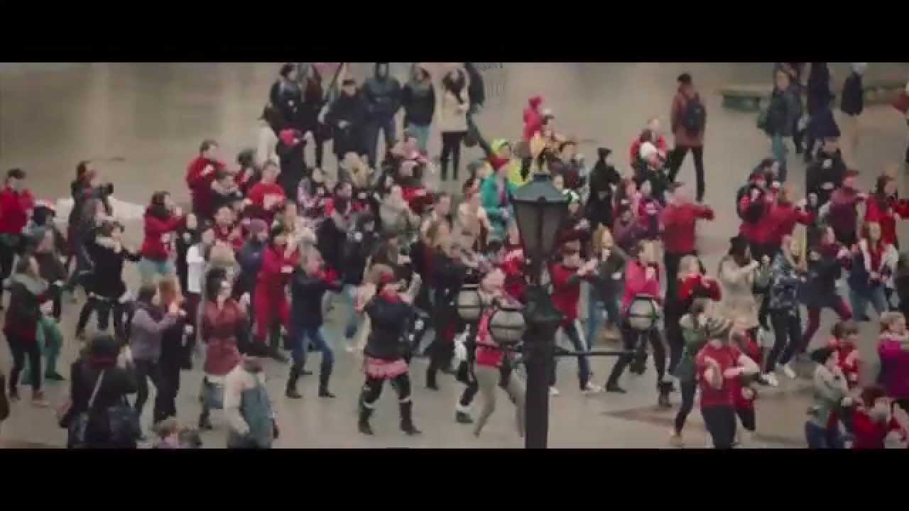 Flash mob # Studenci wspólnie z DKMS Polska przeciw białaczce