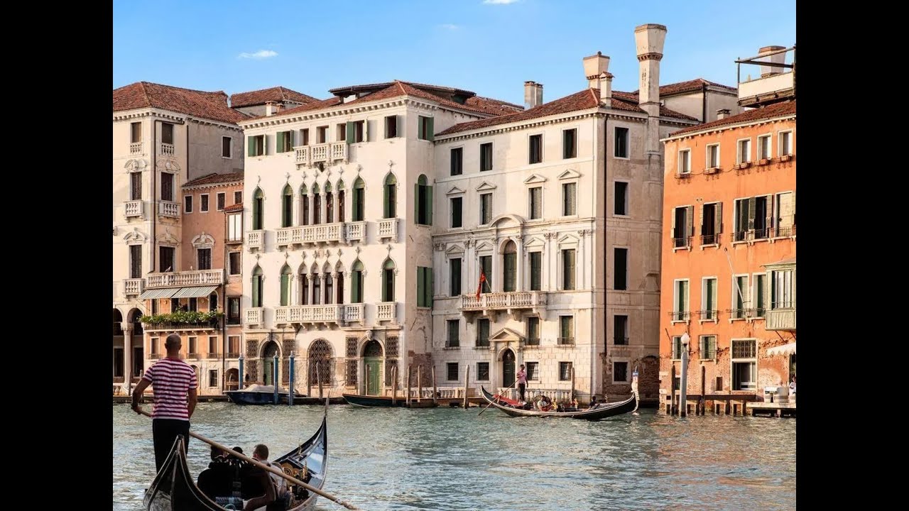 Historic Piano Nobile Apartment in Venice, Italy | JamesEdition
