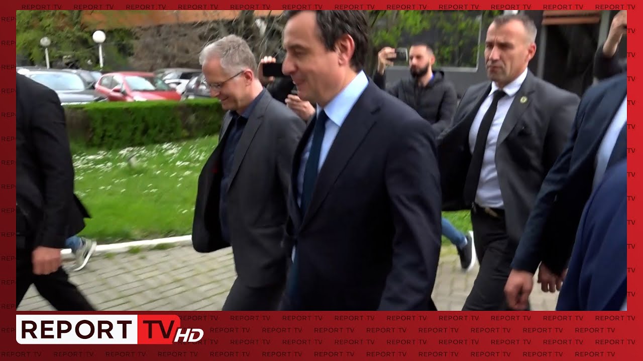 D&euml;shton s&euml;rish seanca e konstituimit t&euml; Kuvendit t&euml; Kosov&euml;s! Albin Kurti shfaqet i qeshur