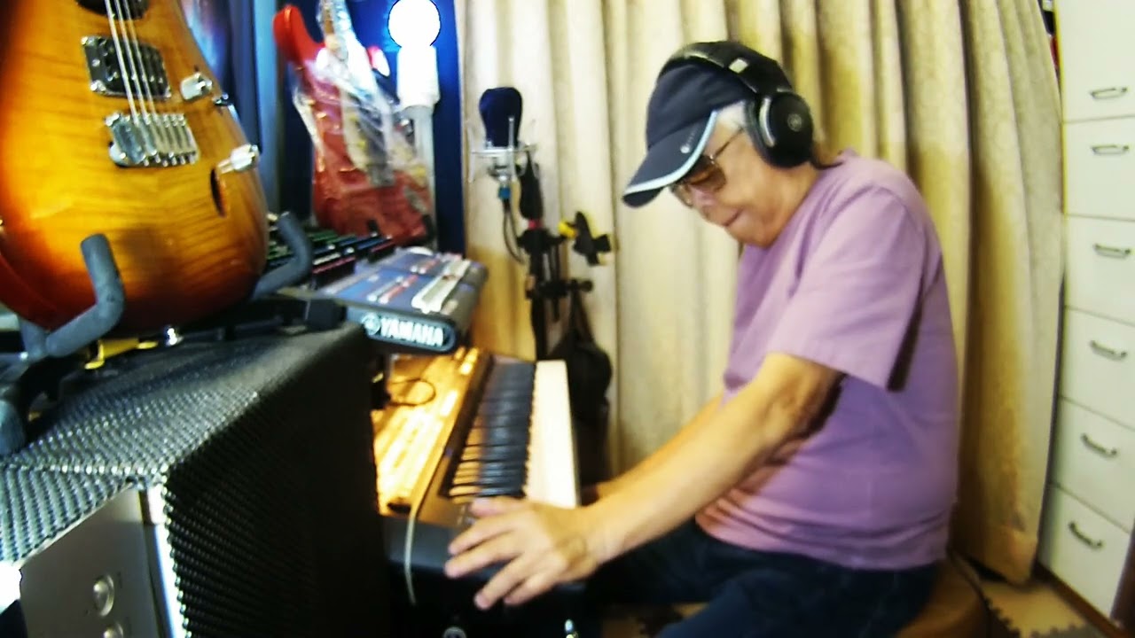 把悲傷留給自已  - I Left Sadness To Myself  ( Keyboard Cover 洋瀾一版 ) 作曲: 陳昇