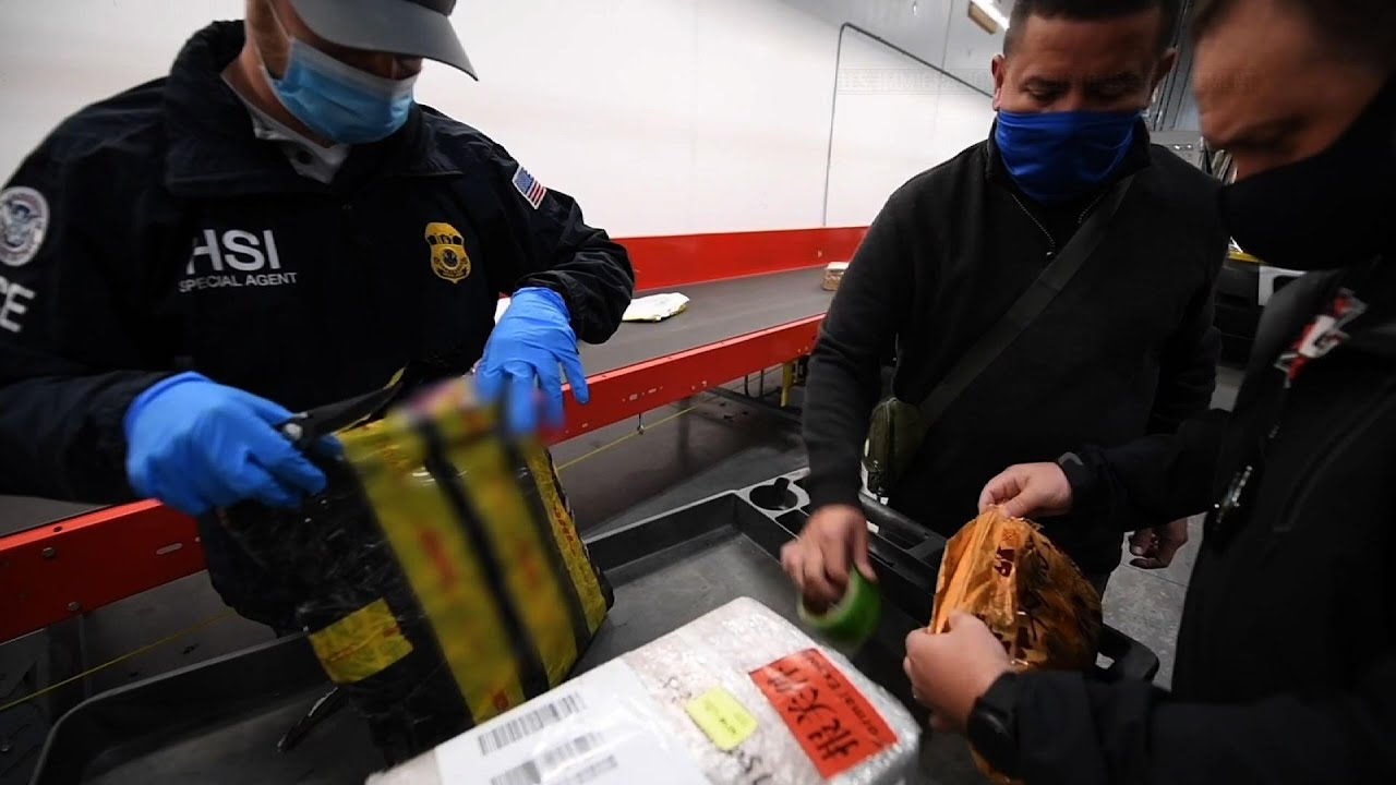 Crackdown on fake sports goods ahead of Super Bowl