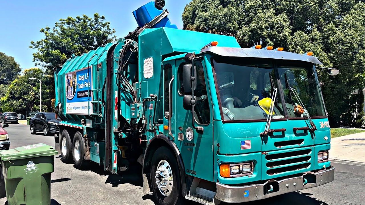 Los Angeles Garbage Trucks (Part 7)