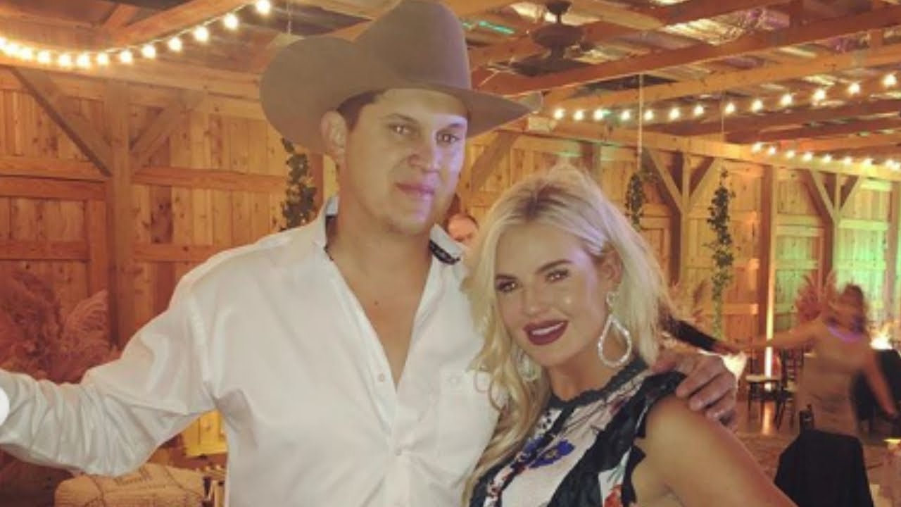 Jon Pardi Pulls Off Epic Engagement Proposal On Stage