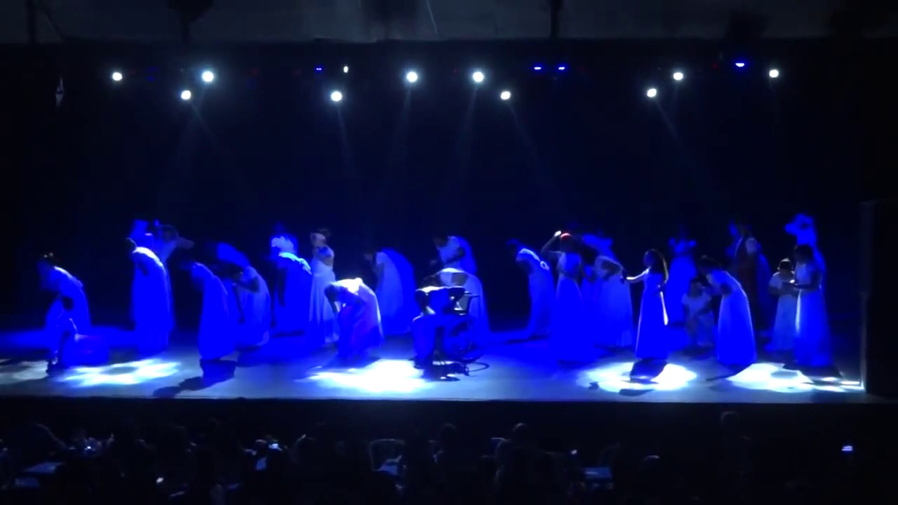 Coreografia Oceanos - Academia Tereza Petsold