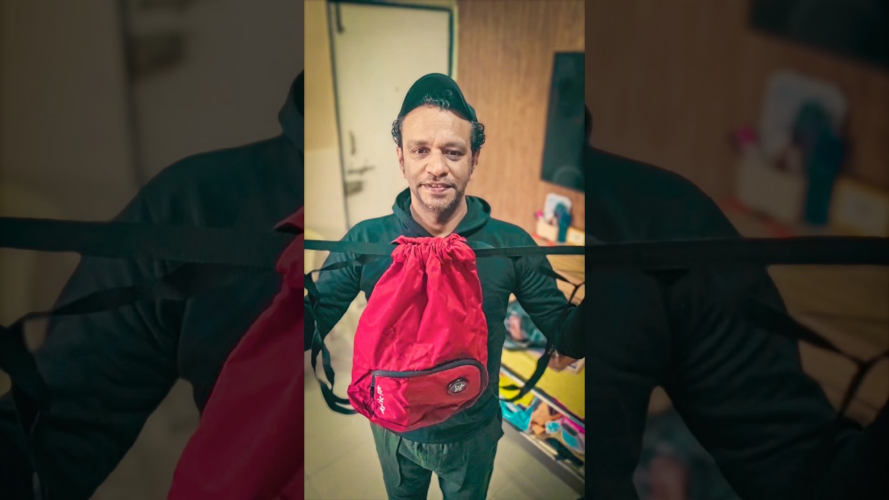 मस्त छोटी आणी खुपच कामाची बैग आहे 