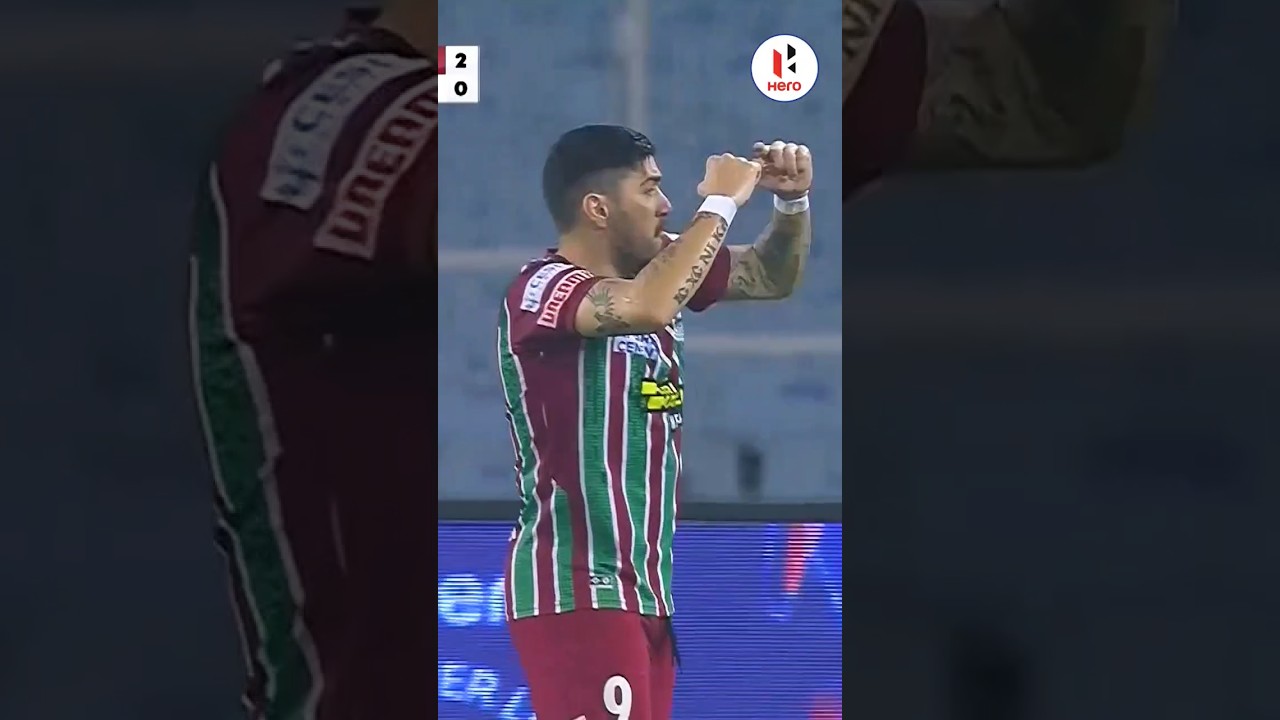 #DimitriPetratos secured @mohunbagansupergiant's spot in the semi-finals! 💪🔥 | #HeroISL #Shorts #Goal