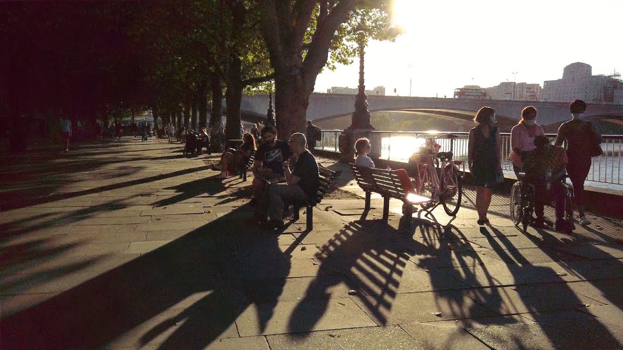 GOLDEN LIGHT LONDON WALK - Bankside to South Bank incl. long shadows!