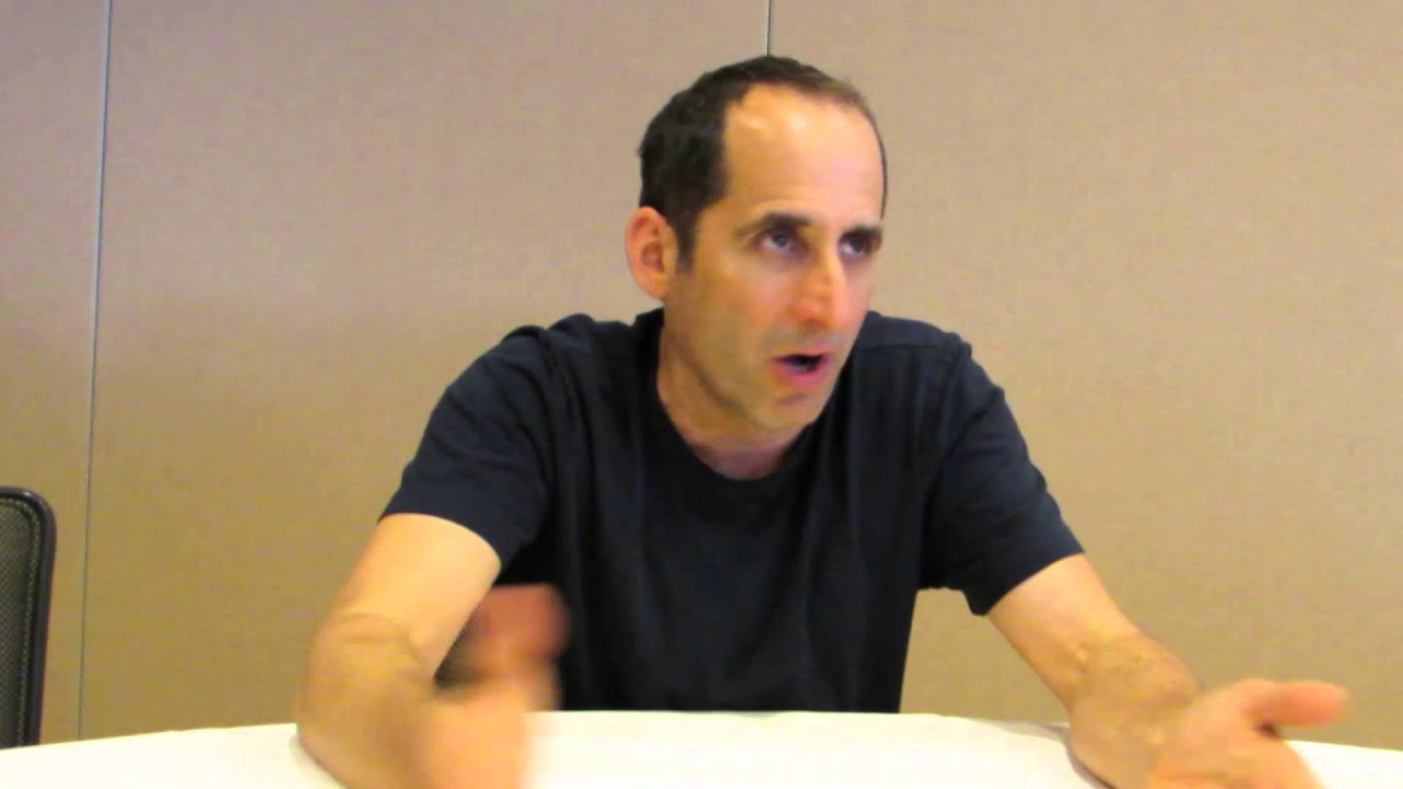 SDCC 2015: Colony's Peter Jacobson on being a different kind of bad guy.