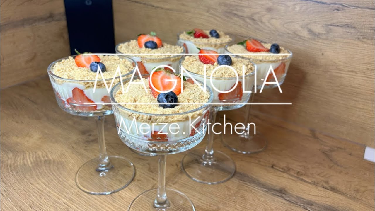 Çilekli Magnolia - Evde Kolay ve Hızlı Tatlı Tarifi🍓