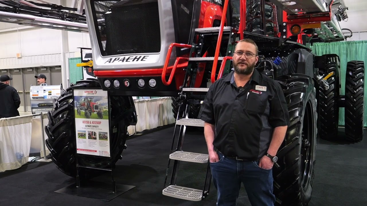 Apache AS1250XP brings mechanical drive back to high-clearance sprayers