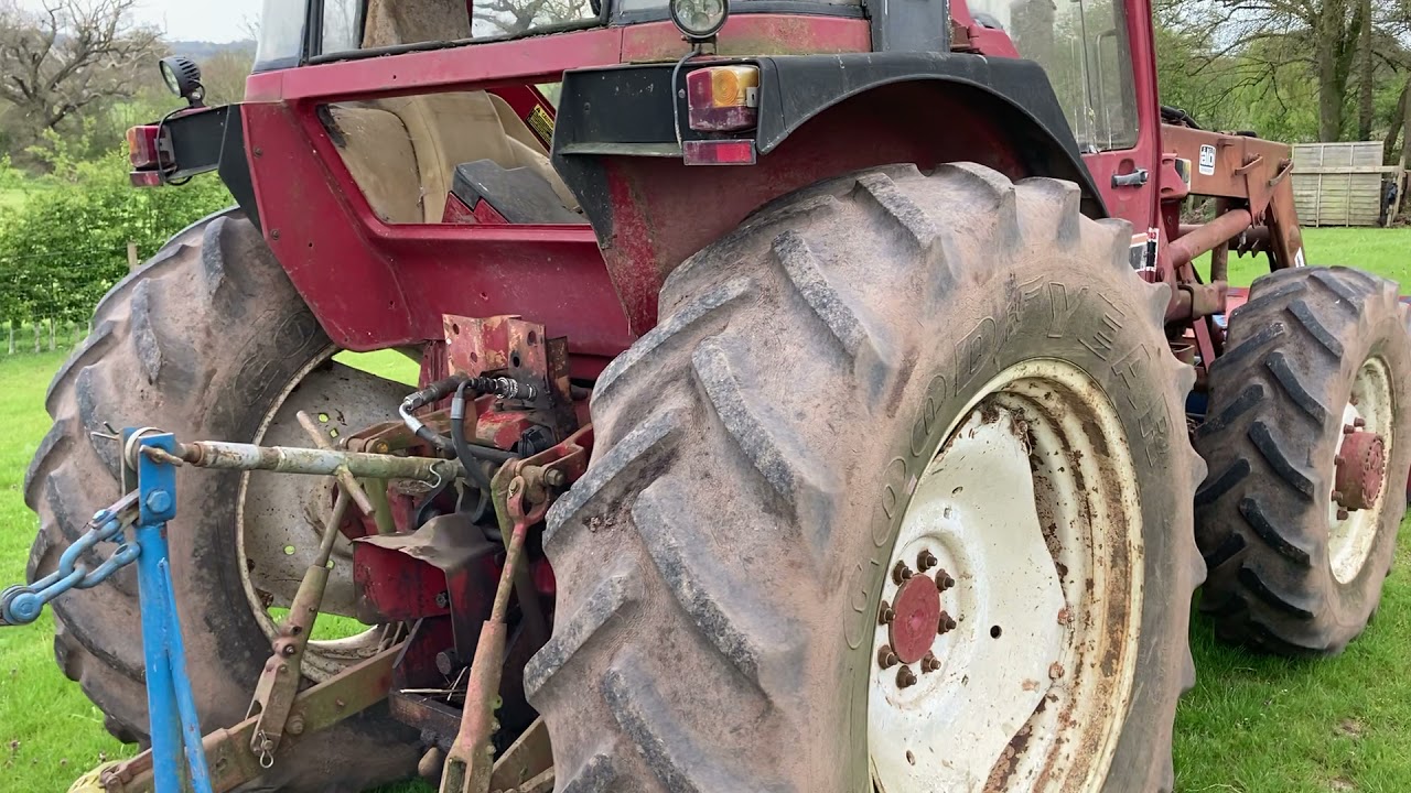 Case 885 XL