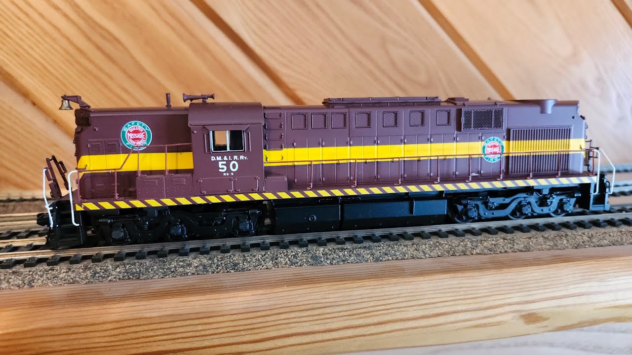 HO Trains Testing Lots of Locomotives 