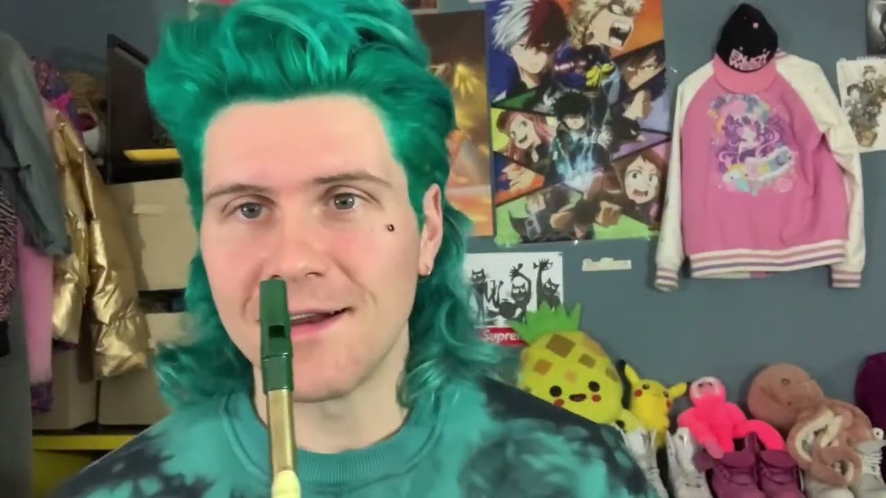 Making a TikTok with Leo P!