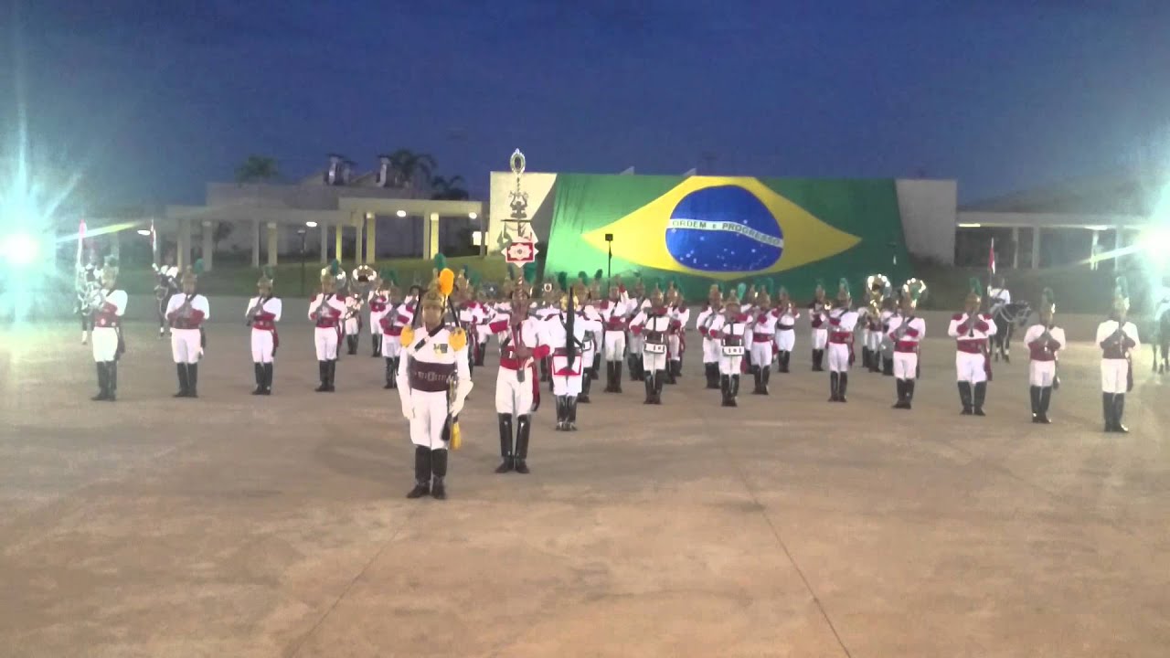 Fanfarra dos Dragões da Independência.