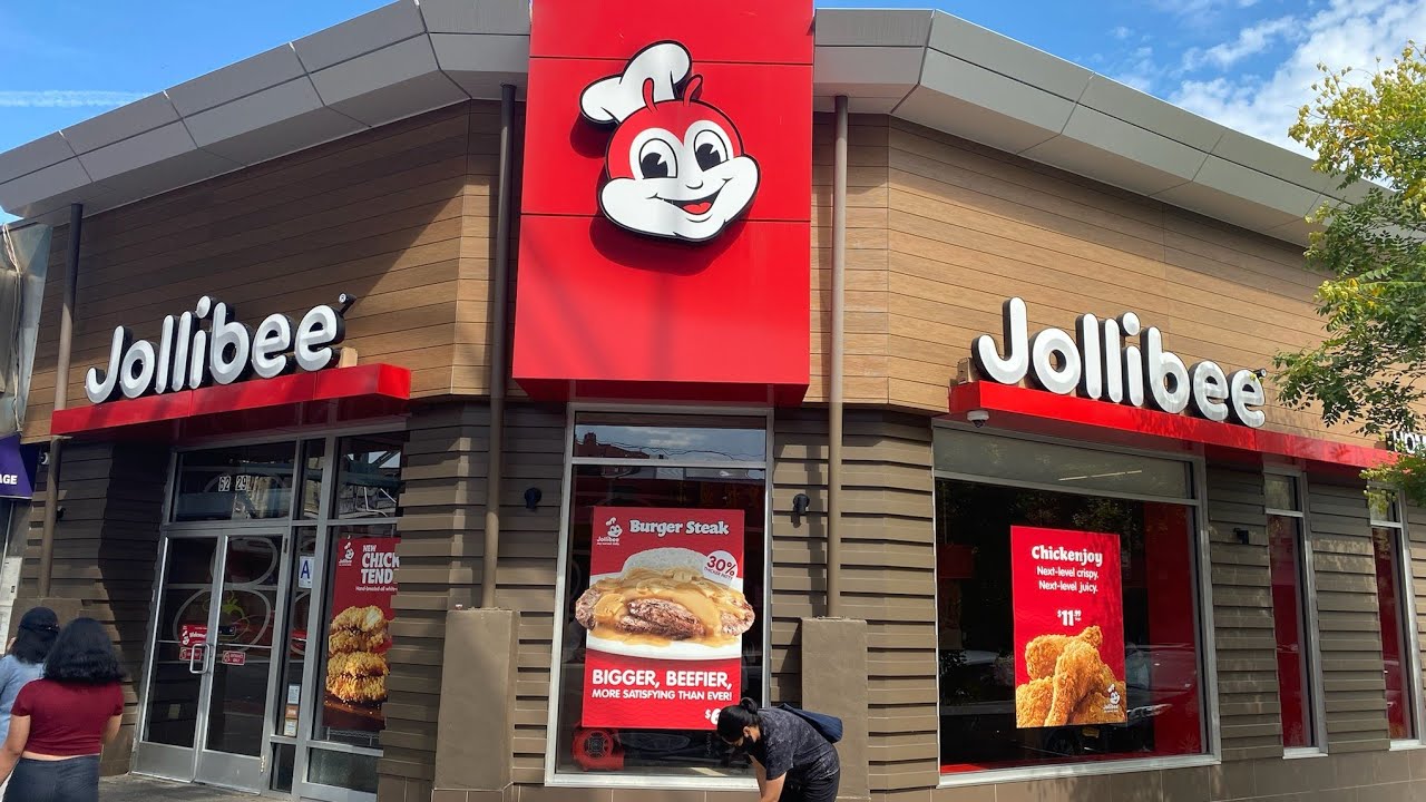 Trying Jollibee for the first time in jackson heights queens ny