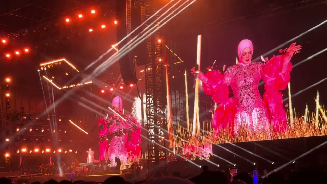 Konsert Legacy 30 Siti Nurhaliza - Bicara Manis Menghiris Kalbu / Biarlah Rahsia / Kau Kekasihku 