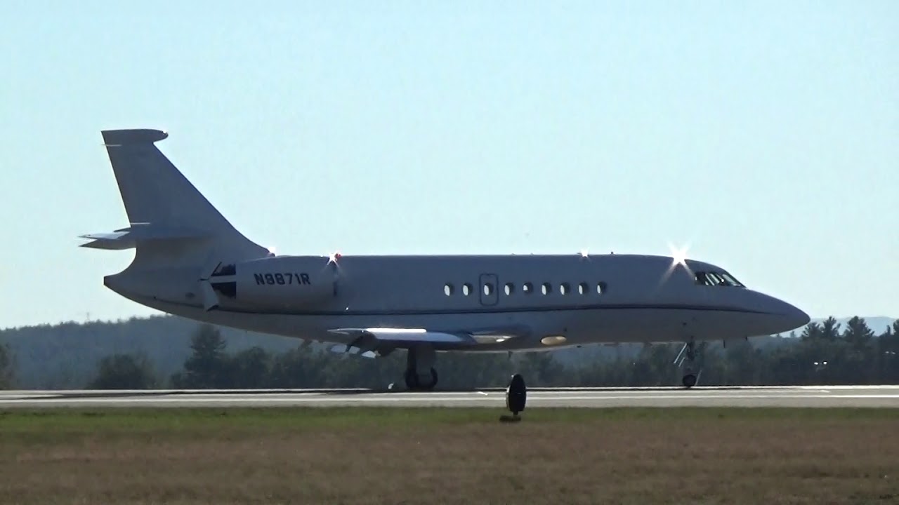 Private Twin Jet, Steep Landing, Amazing Reverse Thrust (MHT)