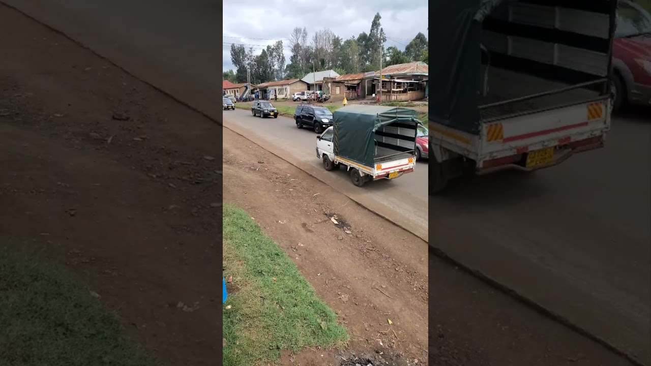HUU MSAFARA WA MAPOKEZI YA PAROKO MPYA KANISA LA KATOLIKI LA MT PIUS X LEO WILAYA YA ROMBO TARAKEA