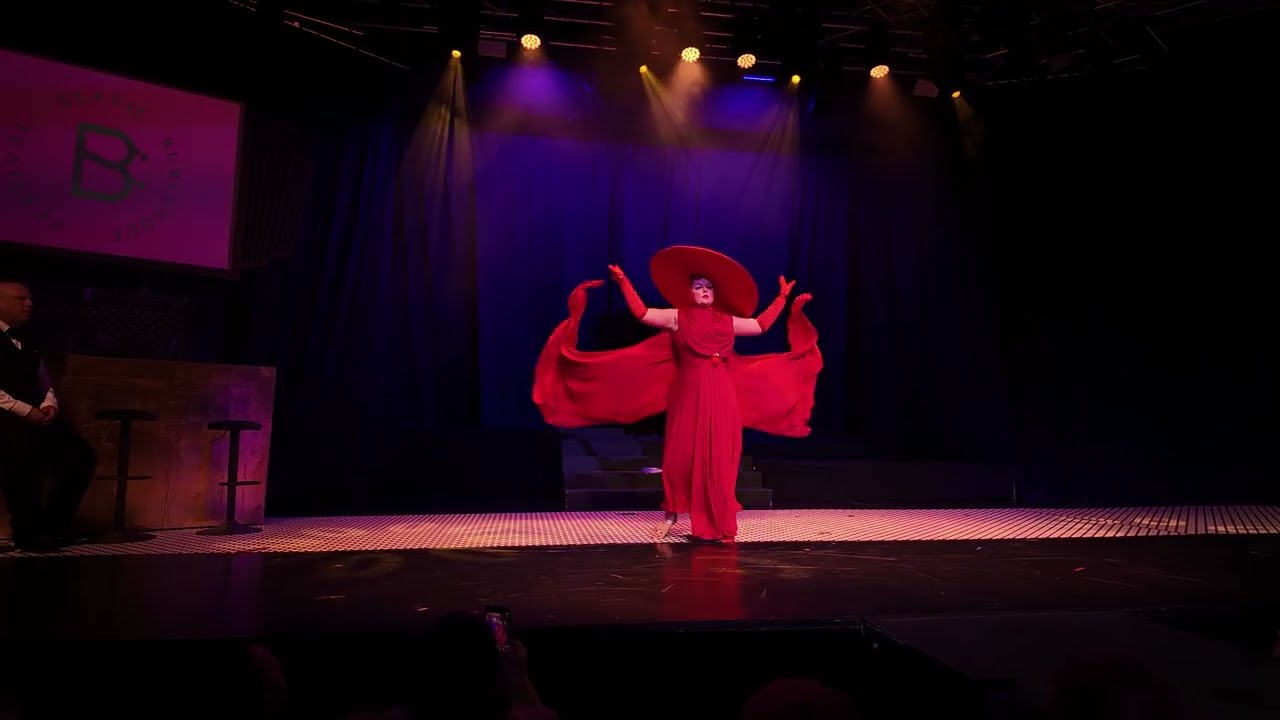 Melina Rival Captivates the Audience | Slavic Burlesque Festival 2026