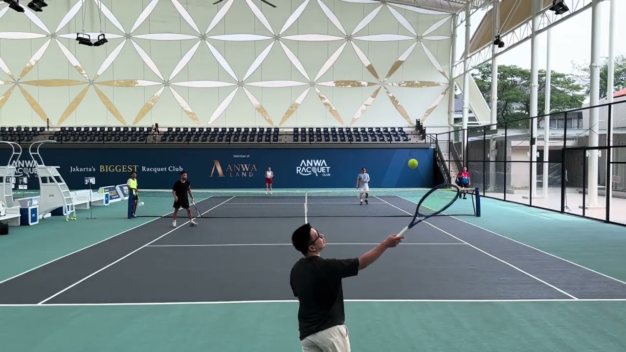 ANWA RACQUET CLUB tenis with sobatku