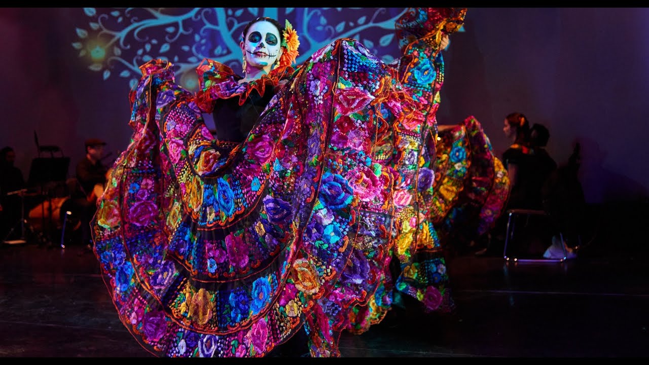Día de Muertos by Calpulli Mexican Dance Co