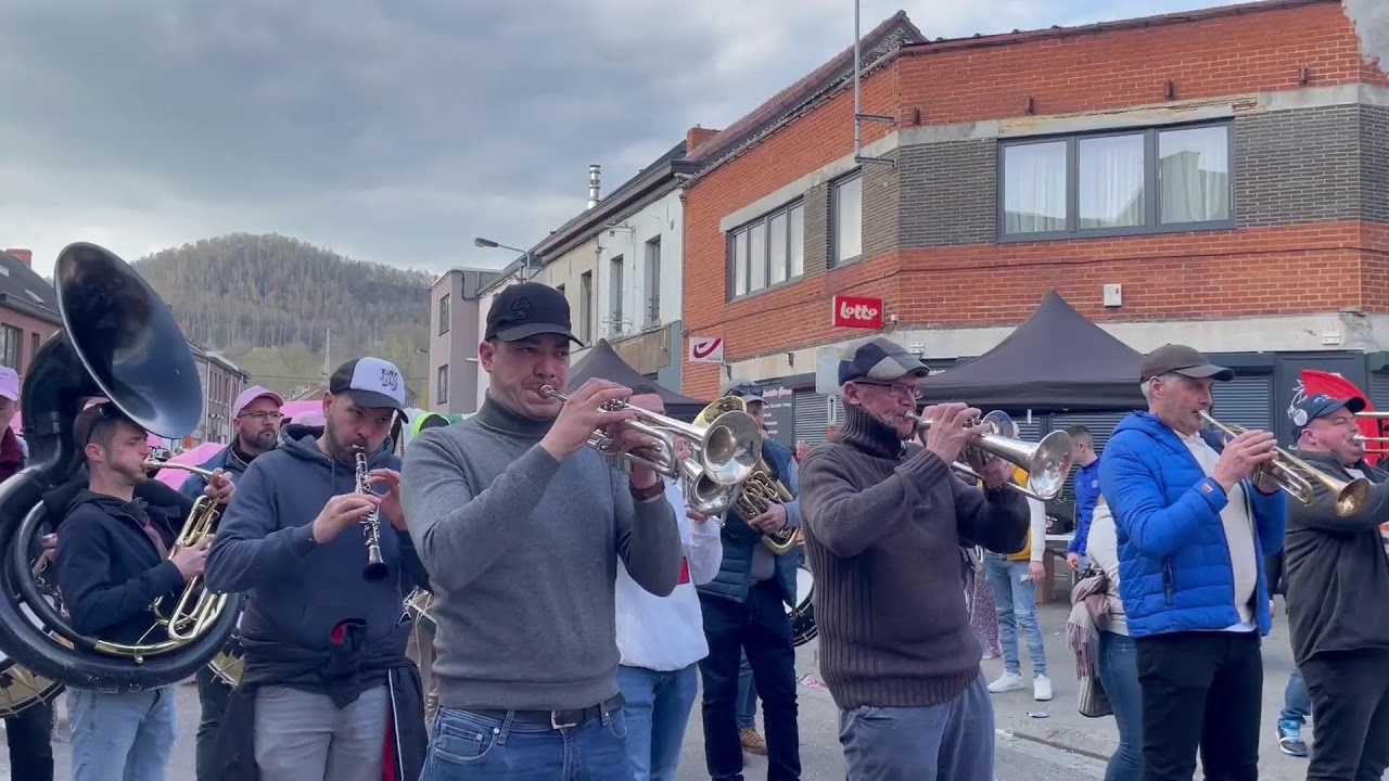 Carnaval de Saint-Vaast 2023 les récalcitrants