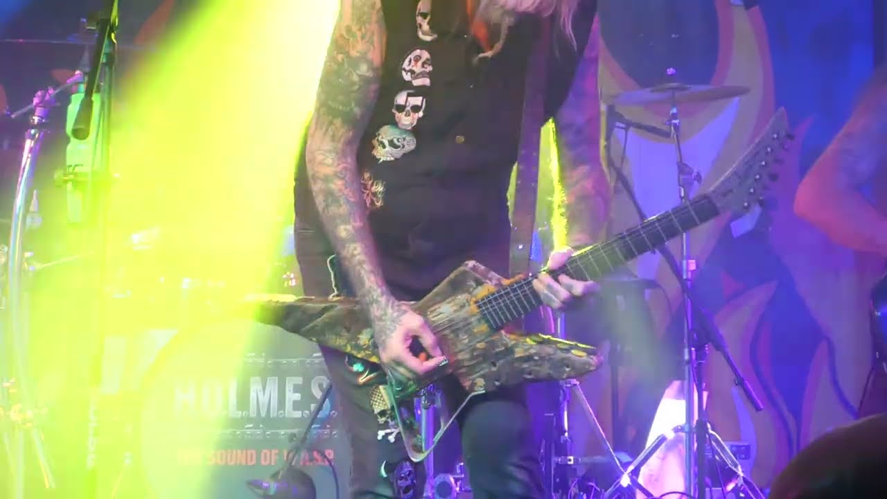 Chris Holmes  - Love Machine  - live -Yardbirds Grimsby 23/10/25