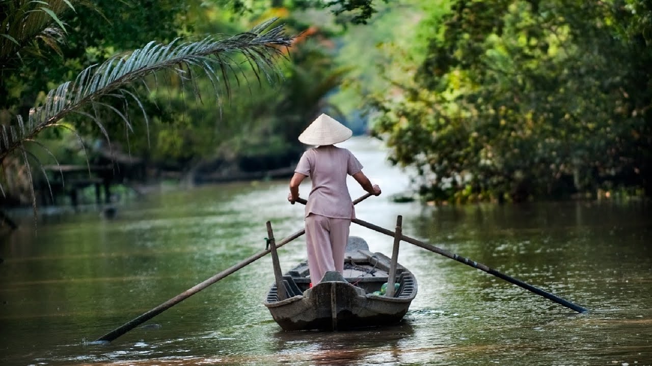 MEKONG DELTA REVER  BOATING, VIETNAM --4K VIDEO