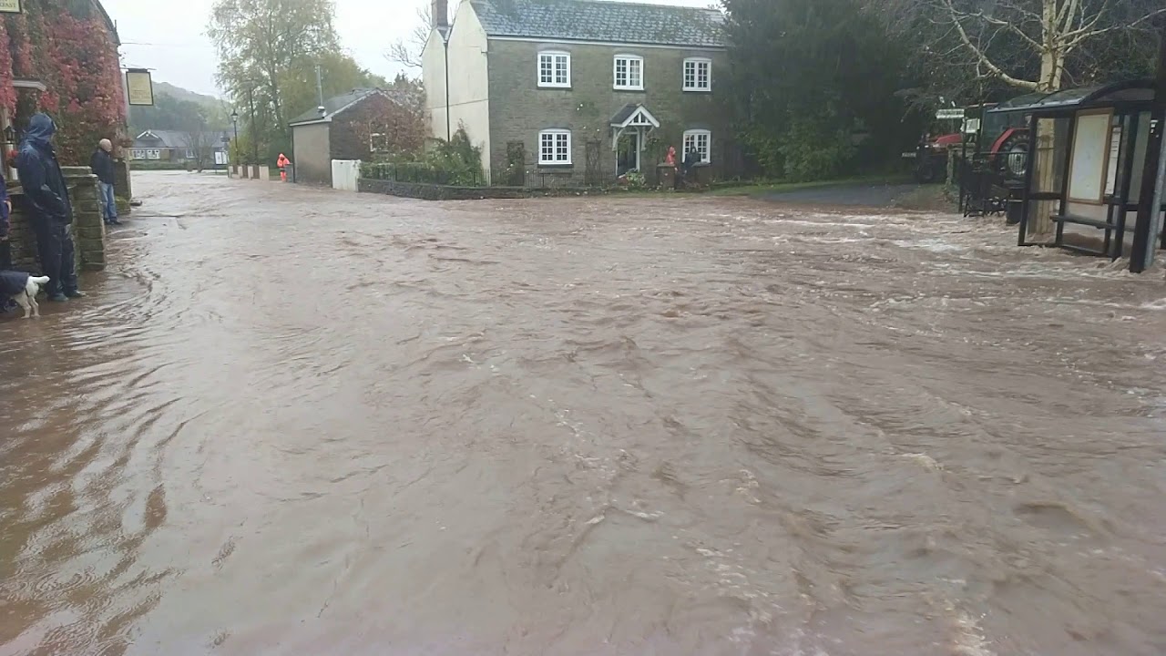 Ewyas main Street flooded 26/10/19