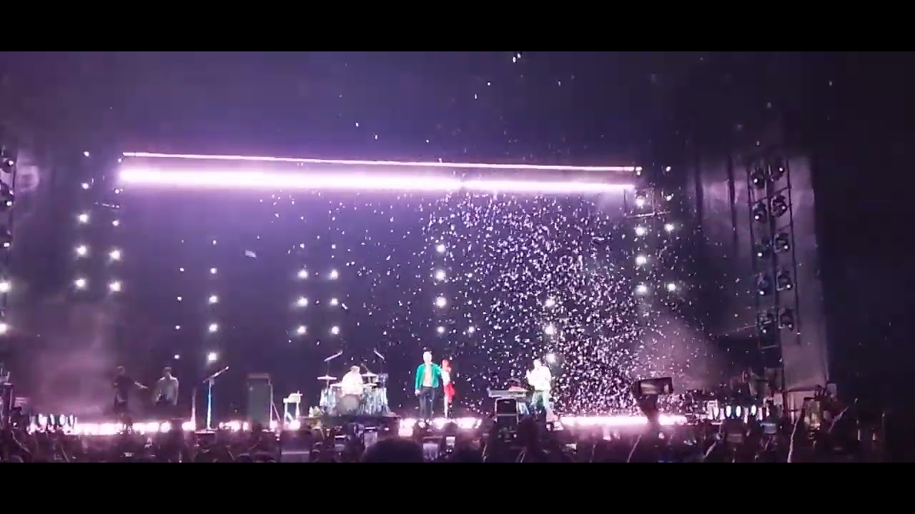 Under Pressure - Sovereign Ligth Café - Bedshaped, Keane Arena 1 (Lima, 21/11/2024)