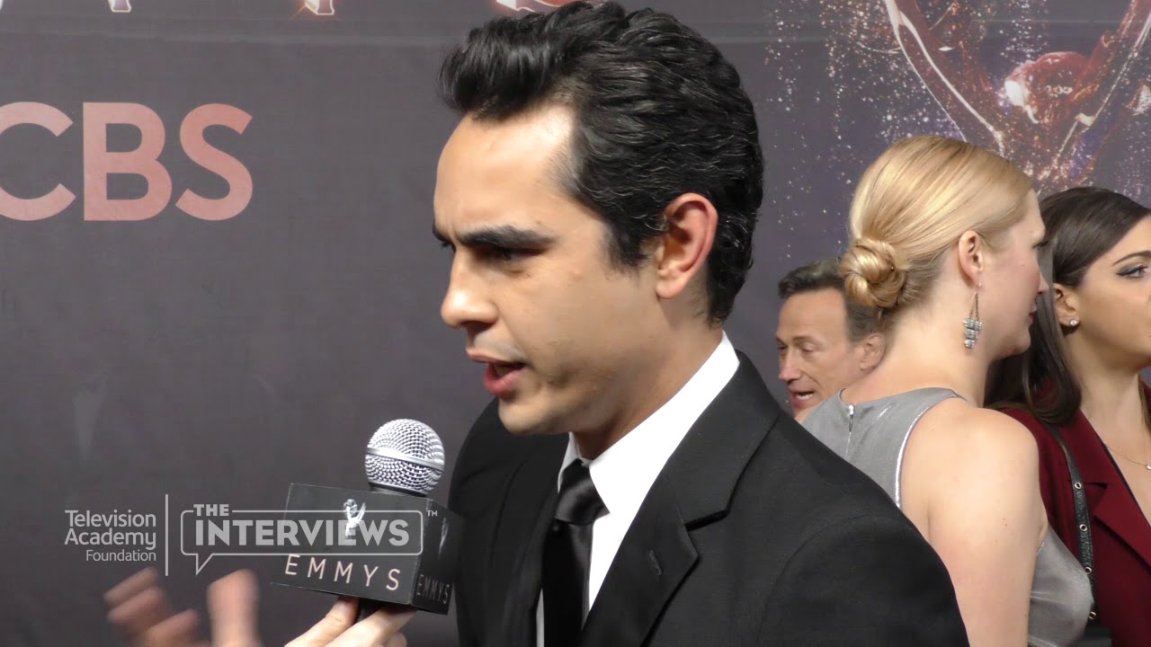 Max Minghella on working with Elisabeth Moss on 