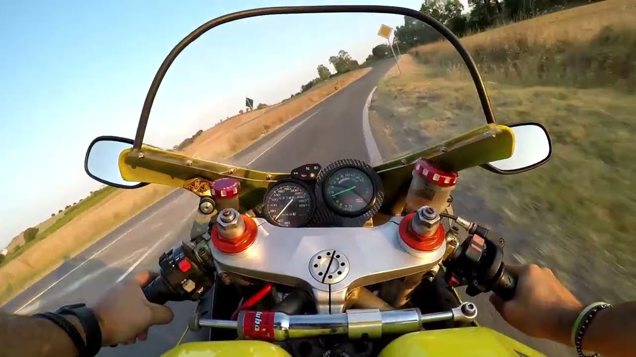 Ducati 748 '00 test ride after complete rebuild.