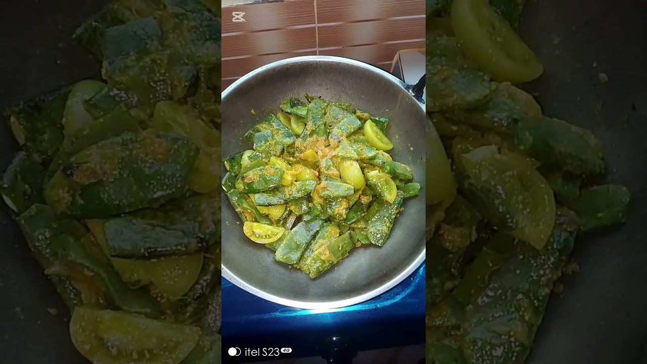সিম আলু দিয়ে পাপদা মাছ দিয়ে রান্না। #ytshorts #mizanur_rahman_azhari #cooking 