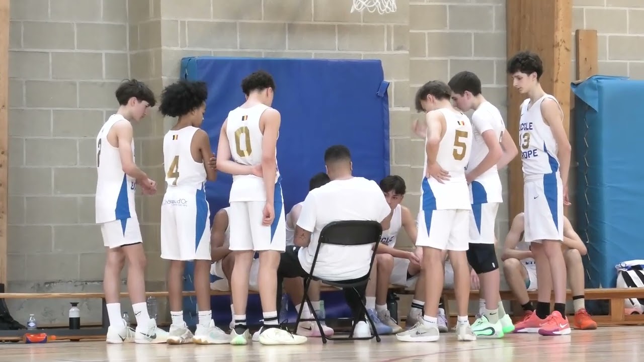 Uccle Europe B  Ecole Europeene A Basketball U16 1/4